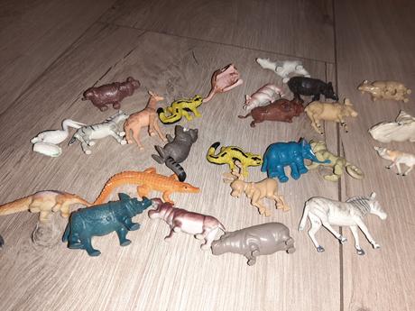Mini plastové zvieratká, 