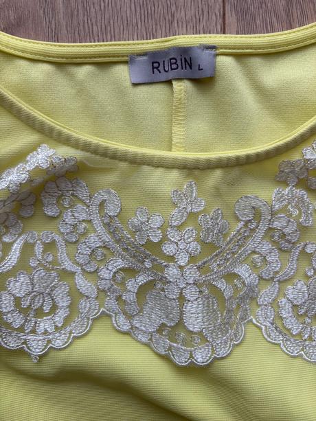 Elegantné žlté elastické šaty rubin, l