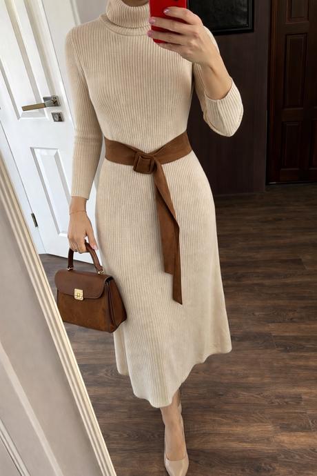 Rolákové teplé šaty, l