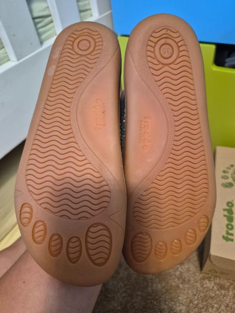 Froddo barefoot platenky vel. 35 nove, froddo,35