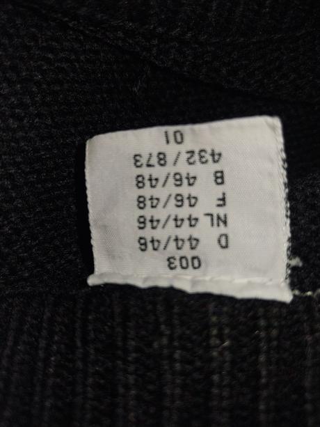 Pulóver č.44/46, 44