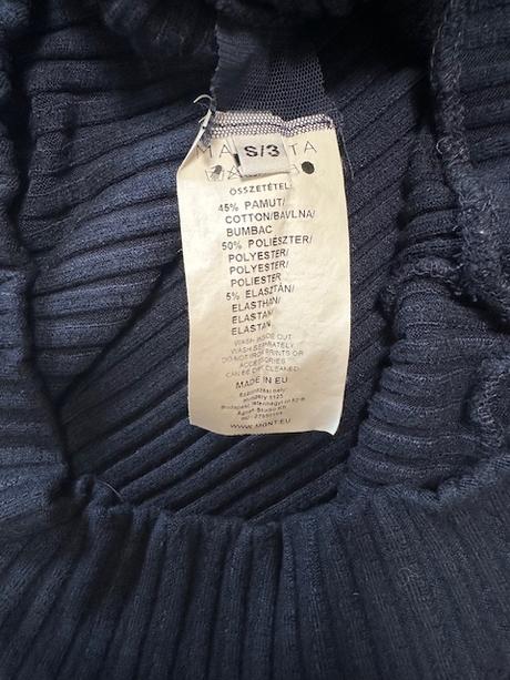 Tmavomodré úpletové šaty s kapucňou zn. magenta, m