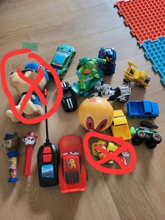 Balik hraciek pre chlapca, 