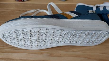 Tenisky na jar aj na telocvik, authority,33