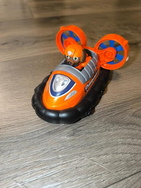 Paw patrol zuma, 