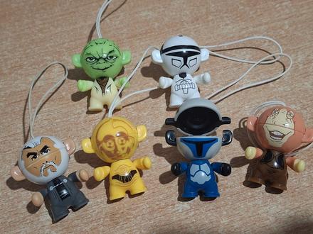 Star wars kinder hračky twist heads, 