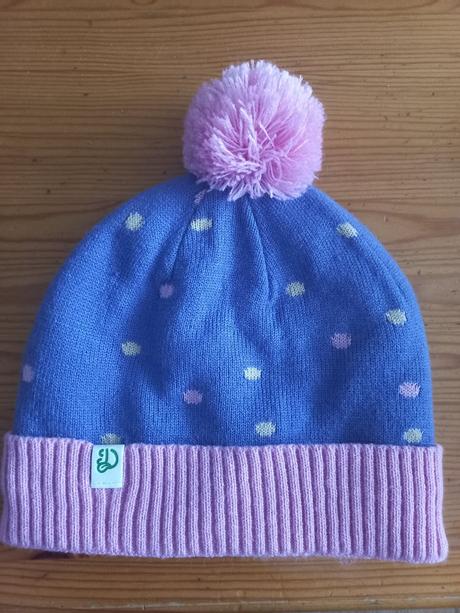 Dedoles pulover a čiapka, 140