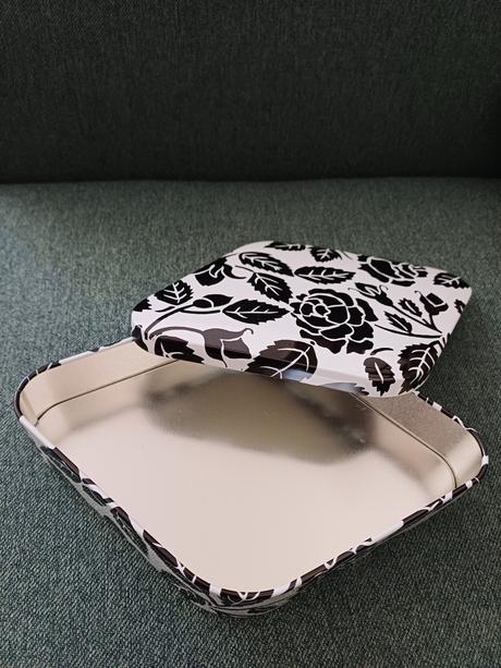 Plechová krabička, 