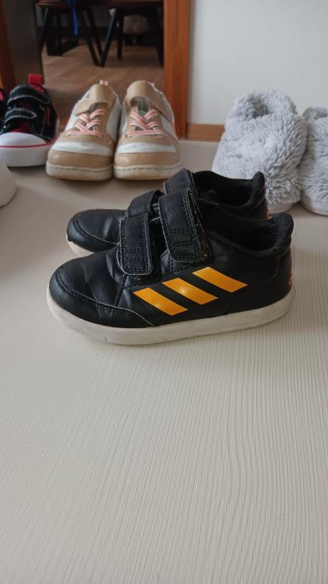 Tenisky k nákupu zadarmo, adidas,26