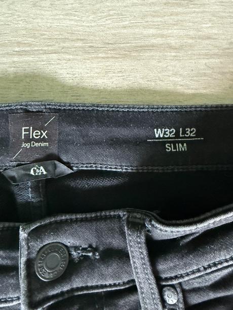 Čierne slim rifle, c&a,m