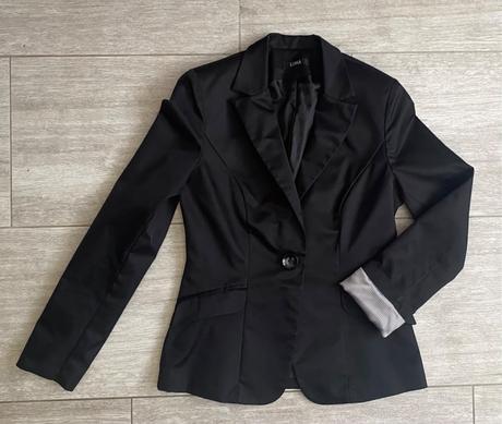 Cierne satenove sako 38, 38