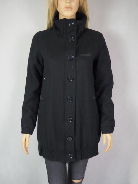 Luxusný čierny kabát iriedaily, s