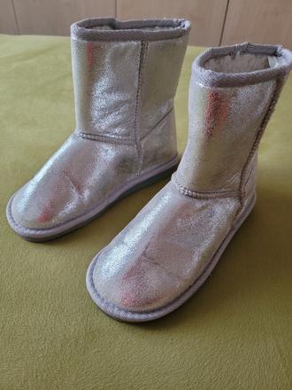 Strieborné čižmičky, 32