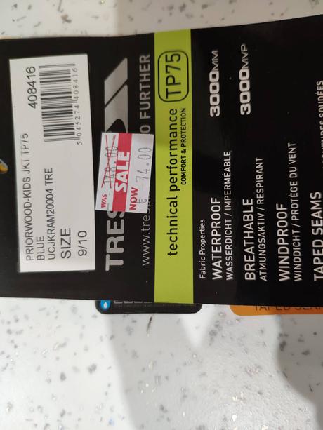 Tresspass lyžiarska/snowboardova bunda, 140