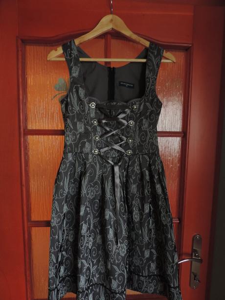 Romantické šaty, 34