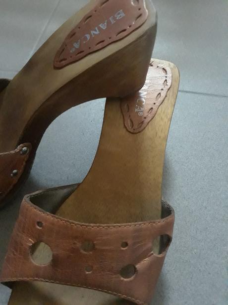 Šľapky dreváky, 39