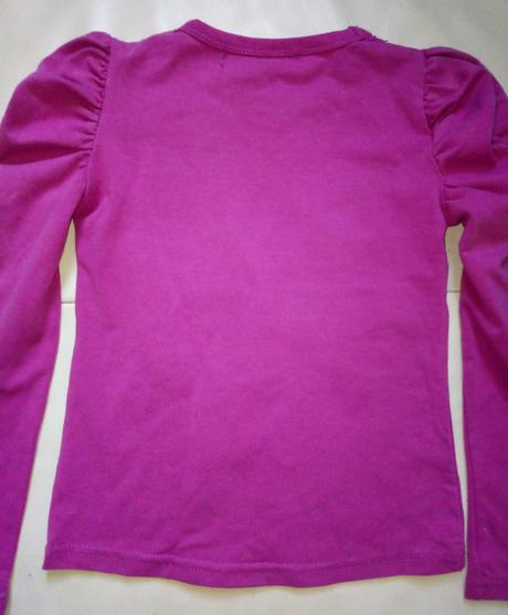 Fialové tričko, 104