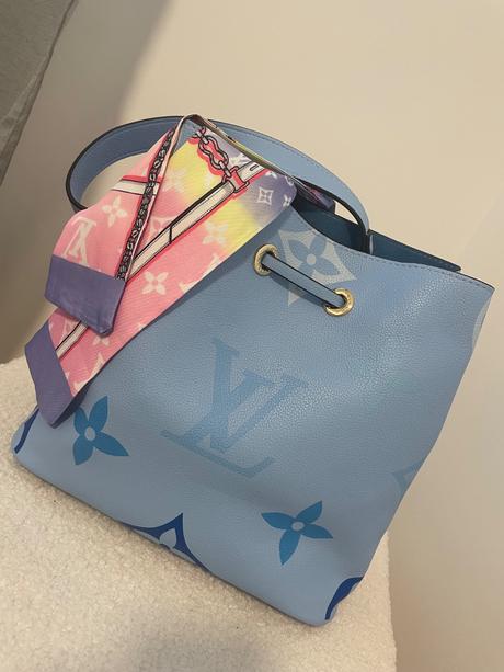 Dámska nová kabelka, 