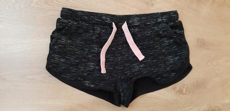 Teplákové kraťasy 146/152, takko,146