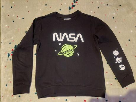 Mikina cierna s popisom, sinsay,134