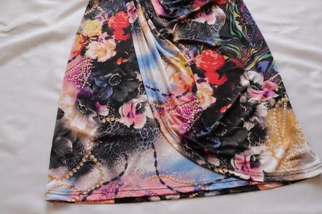 Šaty - bezchybný stav, m