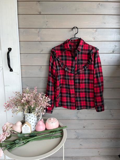 Krasna kosela s mašľou, 36