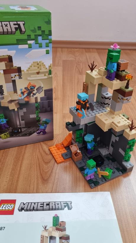 Lego minecraft 21587 zombie kobka, 