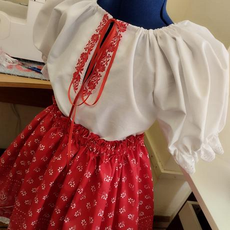 Folk krojik,