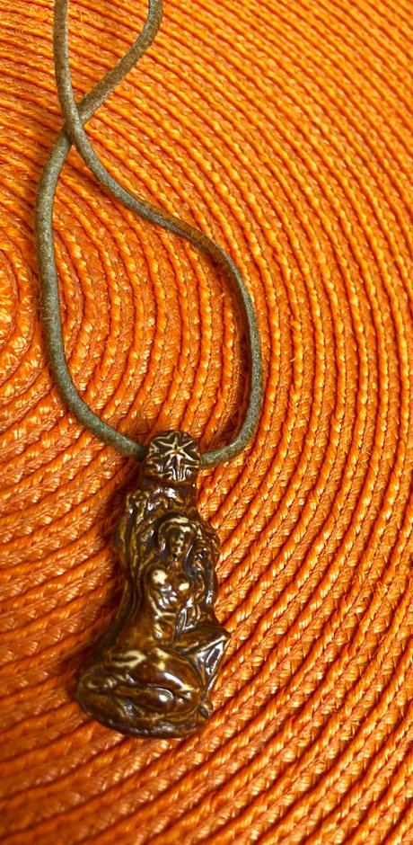 Náhrdelník - madona, 