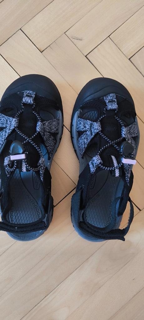 Športové sandále, keen,37