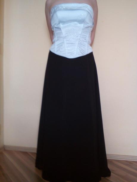 Spoločenské šaty, 36