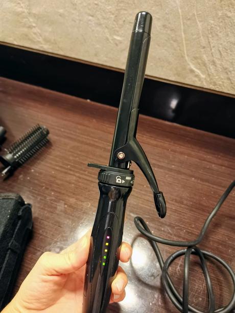 Žehlička na vlasy- set remington, 