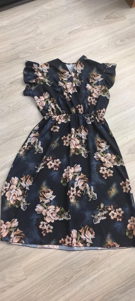 Letné šaty pre moletku, 52