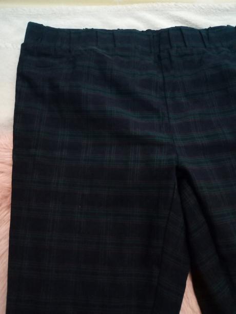 Dámske nohavice, 46