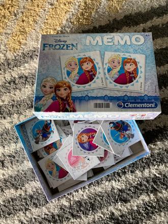 Memo pexeso frozen,