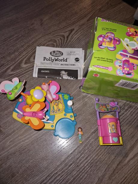 Polly pocket butterfly ride, 