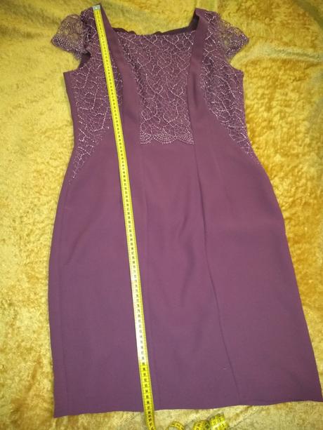 Luxusné spoločenské šaty, 42