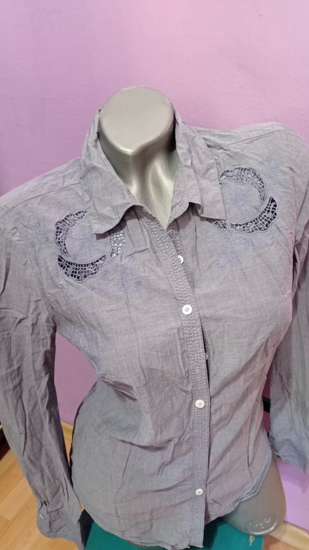 Guess tvarovana bluzka, s