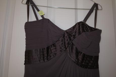 Spolocenske saty, 36