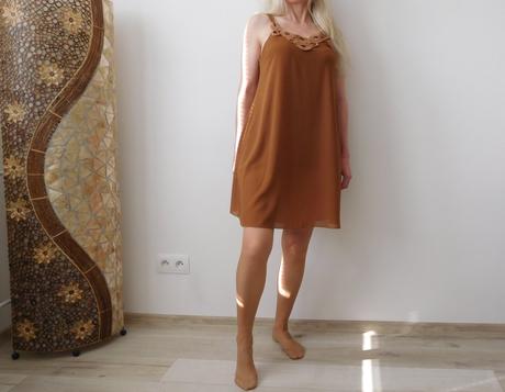 Šaty hnedé padavý materiál m/l, m