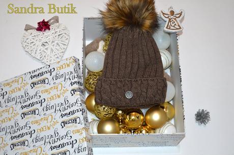 Čiapočka zateplená s bohatým brmbolcom, <50 - 158