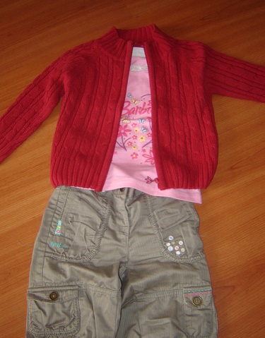 Bordový pletený svetrík, kenvelo,98