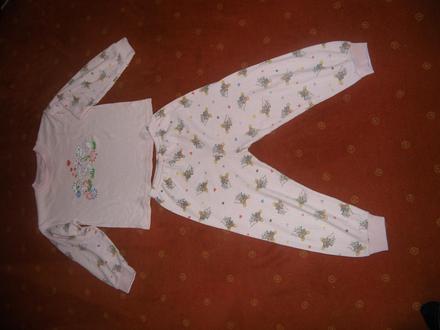 Dievčenské pyžamo, 104