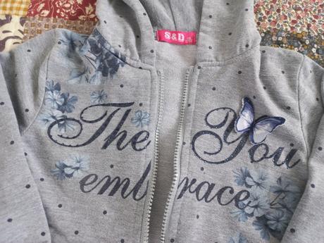 Tenká mikina s motylikom, 116