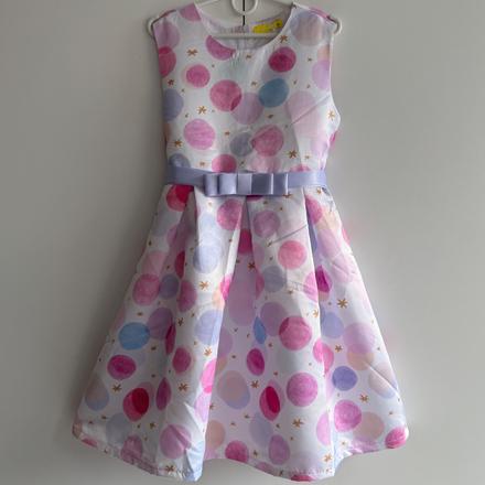 Saténové šaty, 116