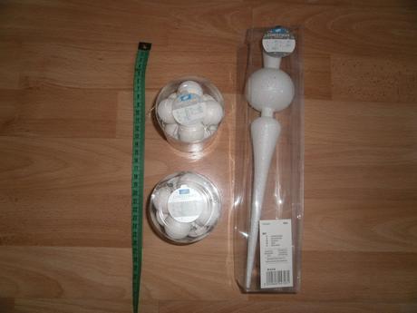 Polystyrénové gule a špic s perleťovým leskom, 