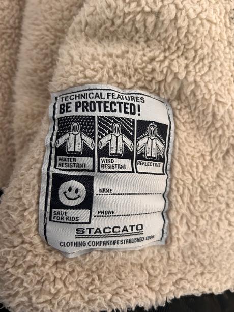 Tepla bunda, staccato,152