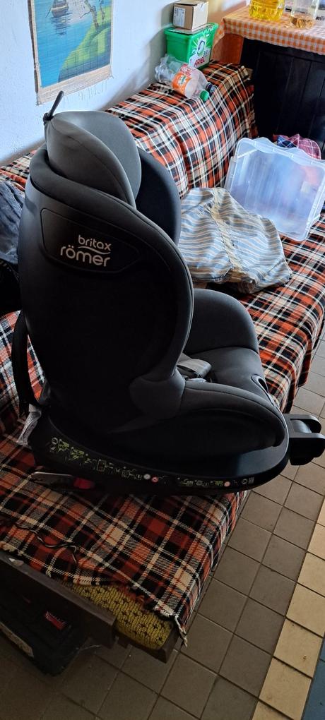 Autosedačka, britax