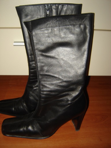 Elegantné čierne čižmy baťa - nenosené, baťa,38