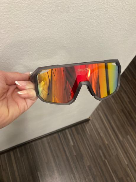 Športove štýlové okuliare, 